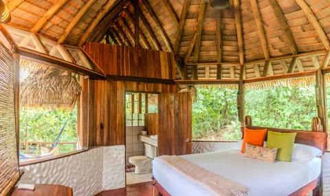 Encanta La Vida · Brisas room.