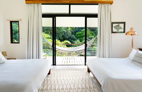 Osa Clandestina · Cabina bedroom.