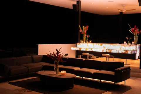 La Chicharrita · The pool bar at night.