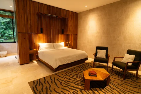 La Chicharrita · Pool Room.